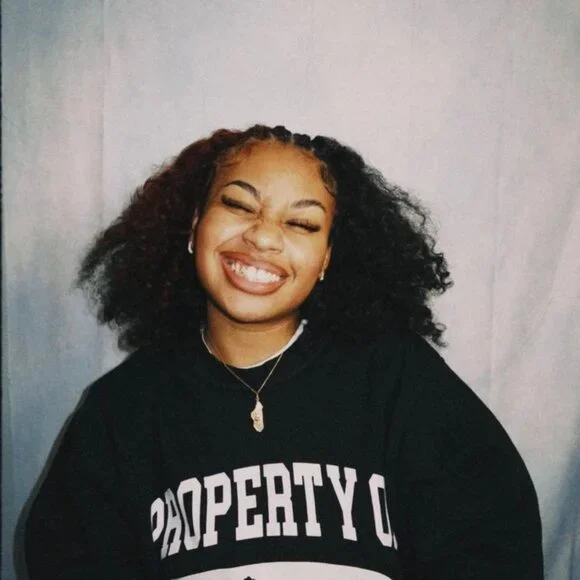 Meet your Posher, Caroline S - Picture 1 of 1